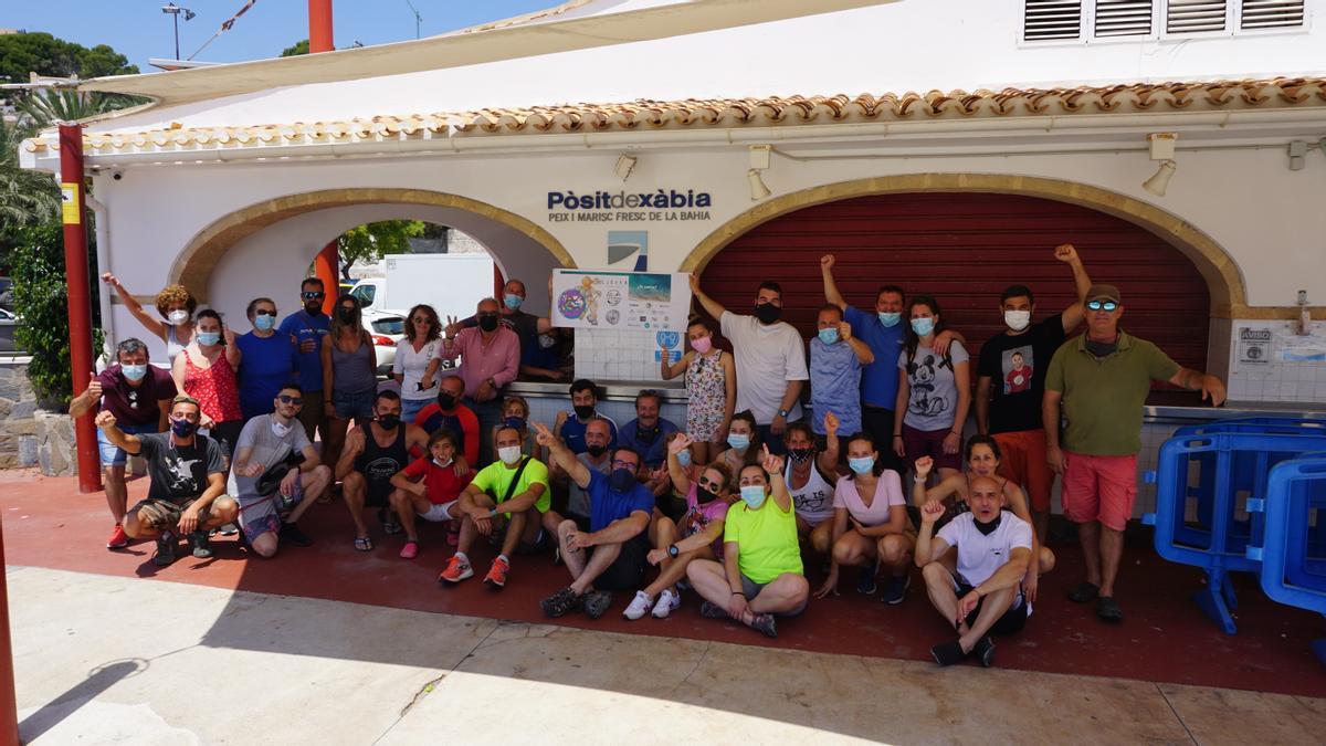 Los voluntarios realizaron un hermanamiento con la Cofradía y decidieron llevar a cabo una nueva limpieza