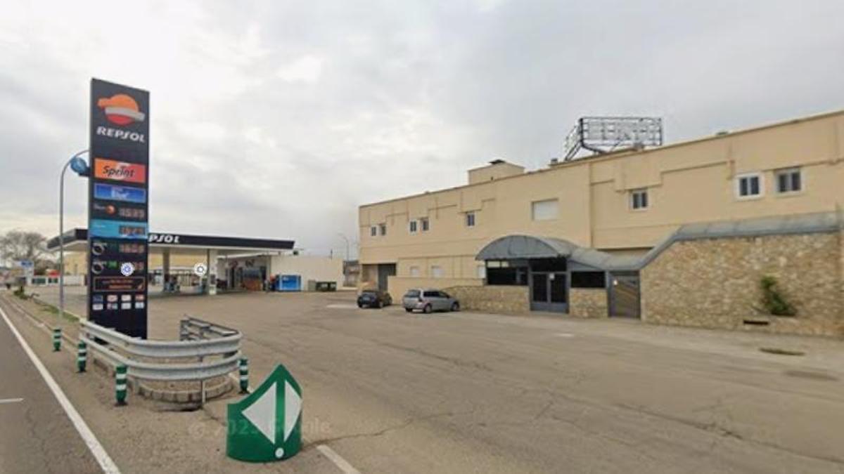 Área de servicio de El Burgo de Ebro donde se detuvo al camionero que mató a otro en el área Rausan de Alfajarín, la madrugada de este domingo.