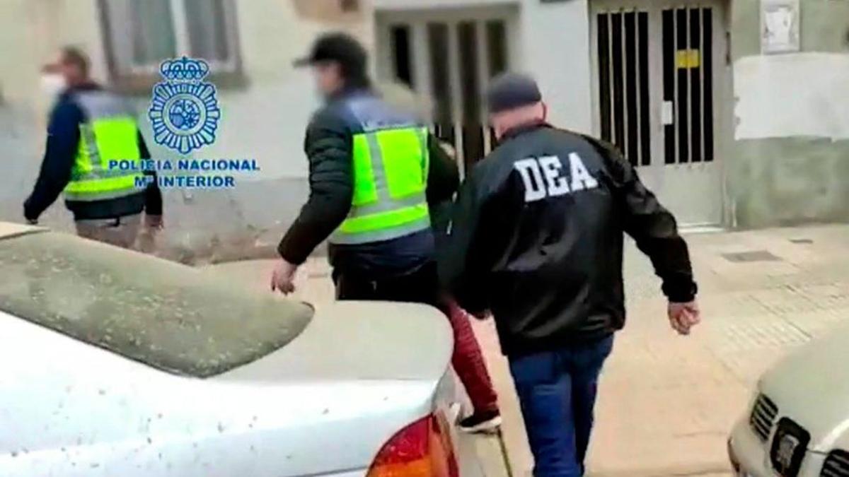 La Policía Nacional ha intervenido más de 20 kilos de una nueva droga, denominada 4-CMC, en Burgos.