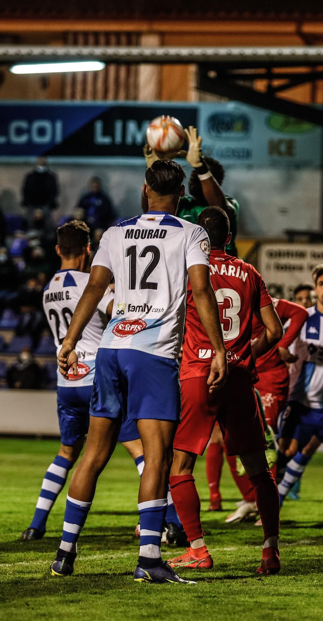 Tercer pinchazo seguido del Alcoyano (0-2)