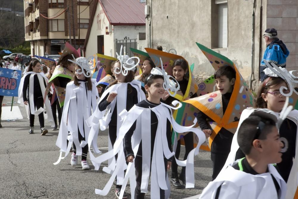 Desfile de Carnaval del colegio El Parque de Blimea.