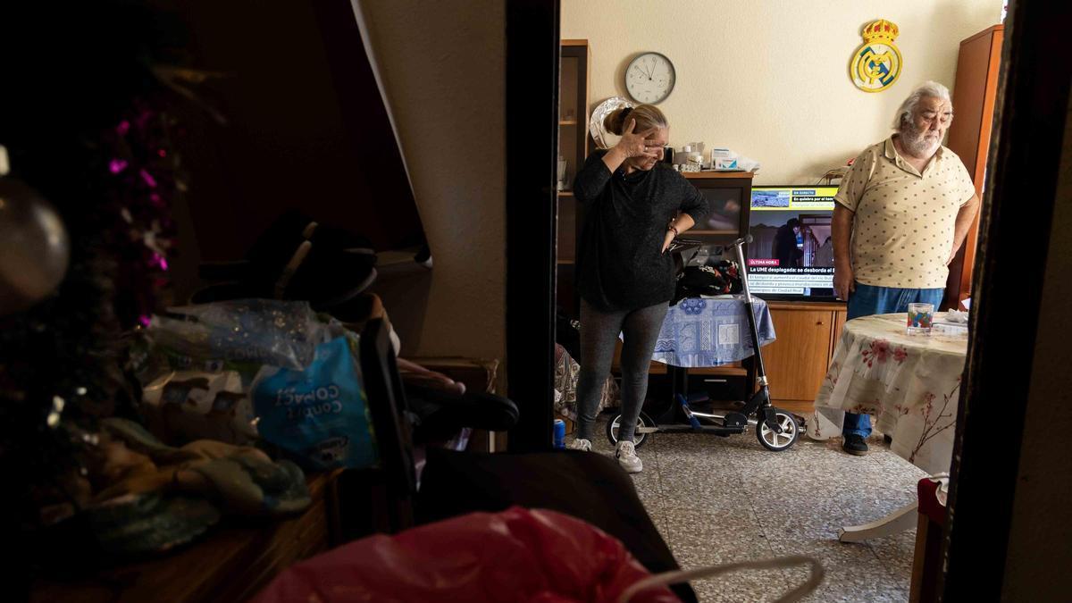 Francisco y Celeste afrontan el desahucio con cinco nietos a su cargo en Alicante