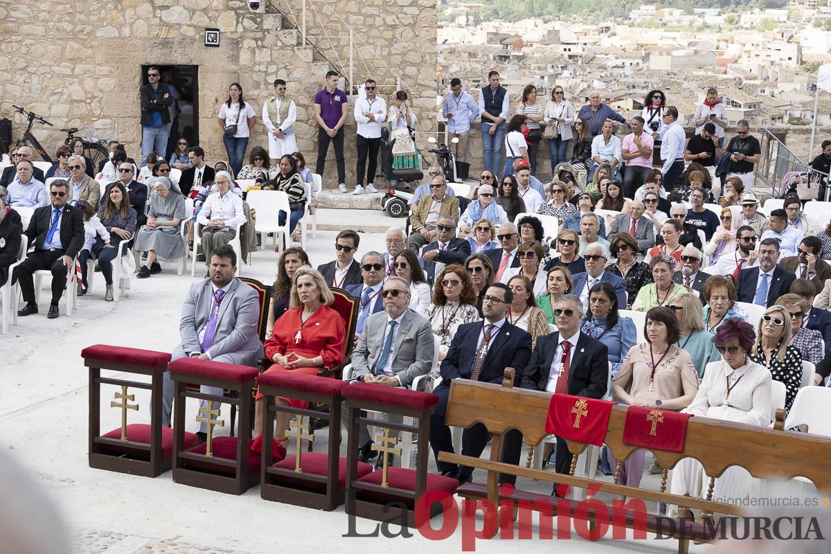 Fiestas de Caravaca | Imposición de cruces a los nuevos hermanos cofrades de la Vera Cruz