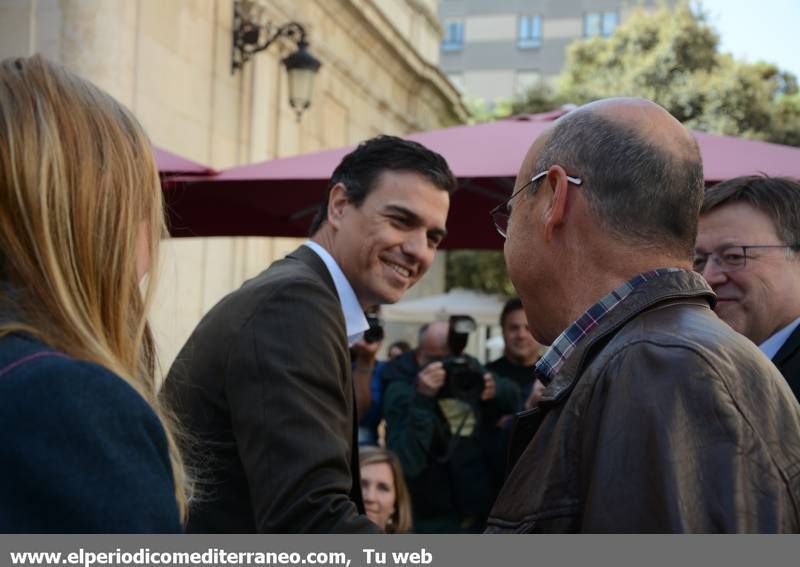 GALERÍA DE FOTOS -- Baño de masas de Pedro Sánchez en Castellón