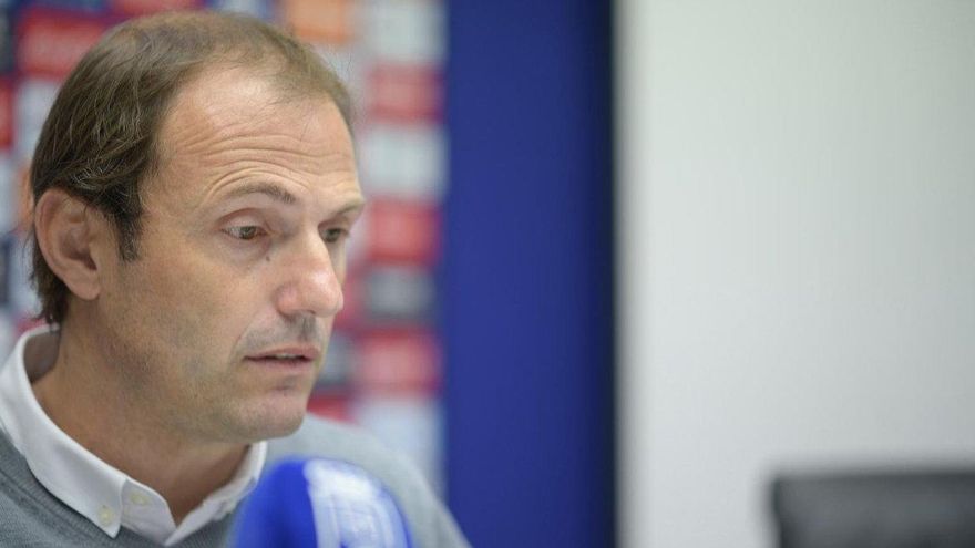 Arnau, en la sala de prensa del Carlos Tartiere.