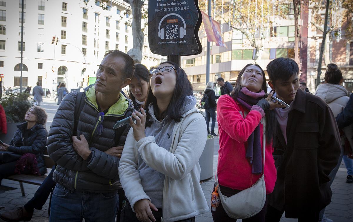 Turistas en el centro de Barcelona.