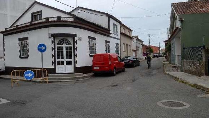 Calle os Castriños, en A Illa de Arousa. // Noé Parga