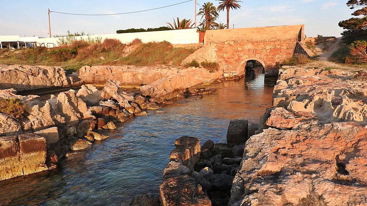 Entrada del canal de sa Sequi desde el mar. | C.C.