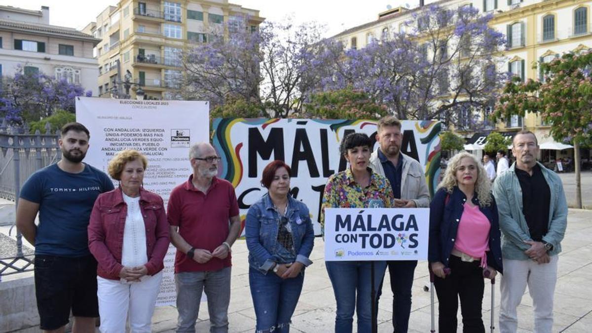 Junto al obelisco de Torrijos, la candidata Toni Morillas y el número 2, Nico Sguiglia, pidieron el voto para optar a un modelo de ciudad «justo».