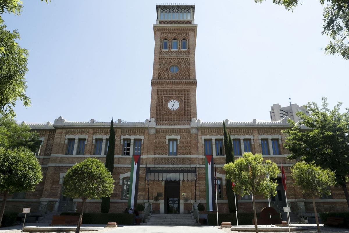 Imagen de archivo del exterior de la Casa Árabe en Escuelas Aguirre, en Madrid.