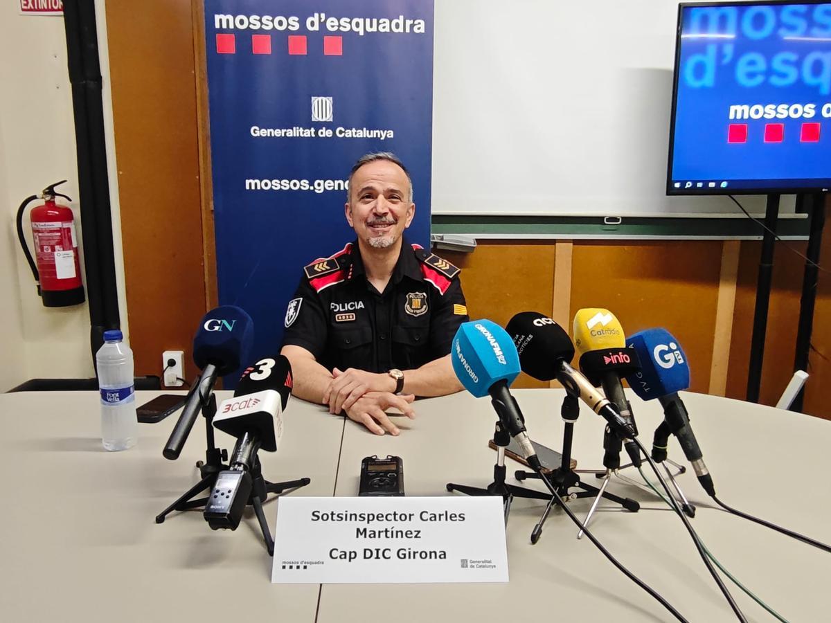 El sotsinspector Carles Martínez, cap de la Divisió d’Investigació Criminal de la Regió Policial de Girona durant la roda de premsa.