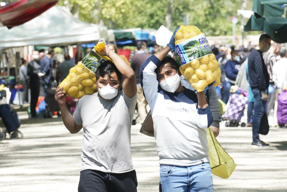 Imatges: EL mercat de Girona en un dissabte de confinament