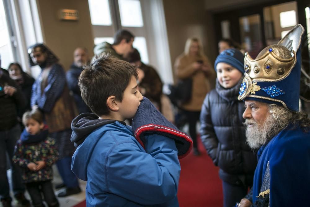 Así fue la recepción de los Reyes Magos en Oviedo