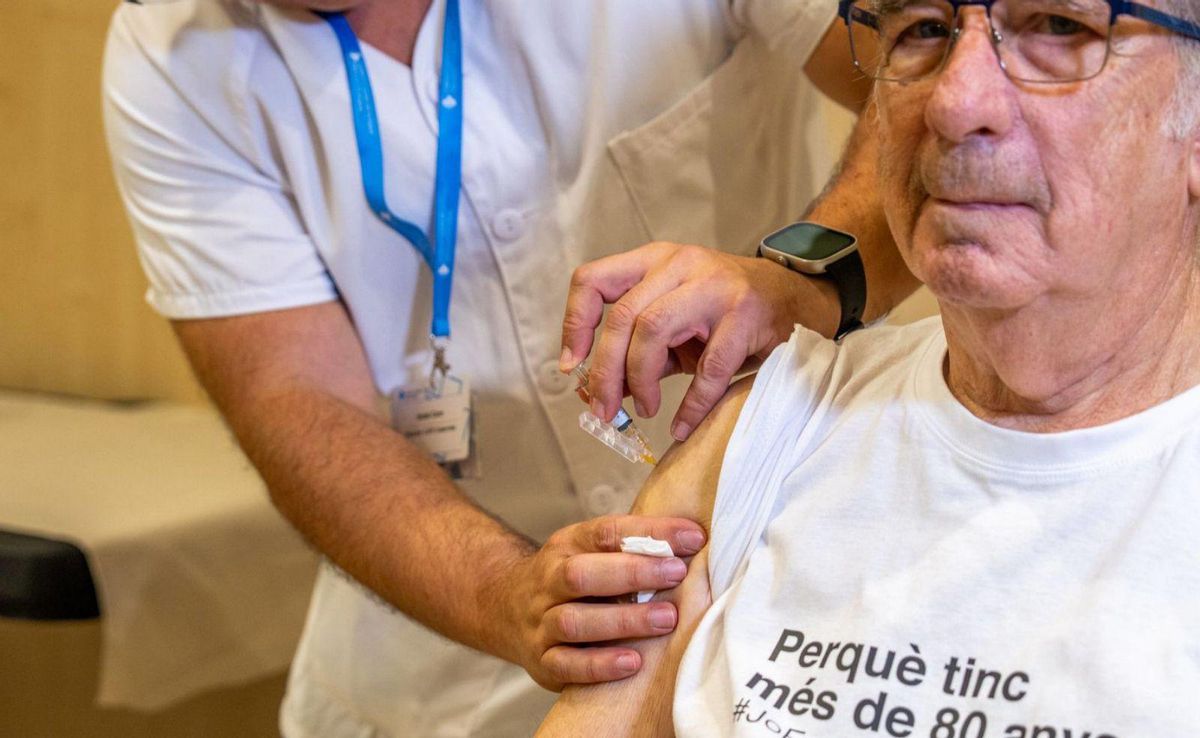 La campanya de vacunació de grip i covid, en marxa