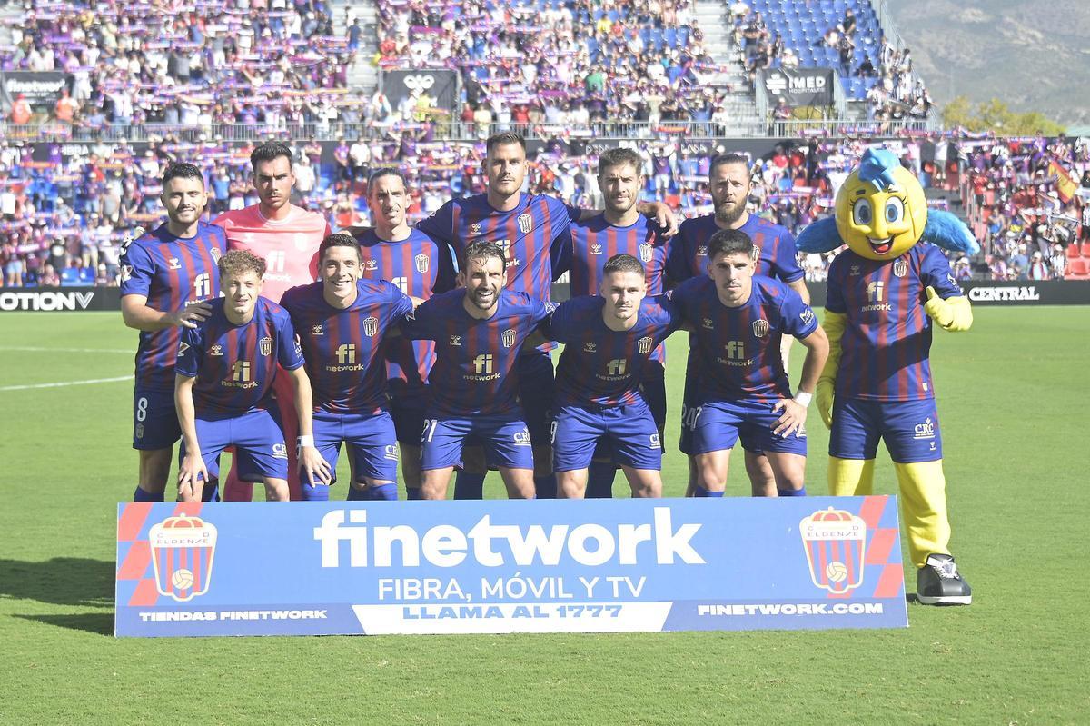 Eldense-Castellón: El Eldense sale malherido del vendaval (2-3)
