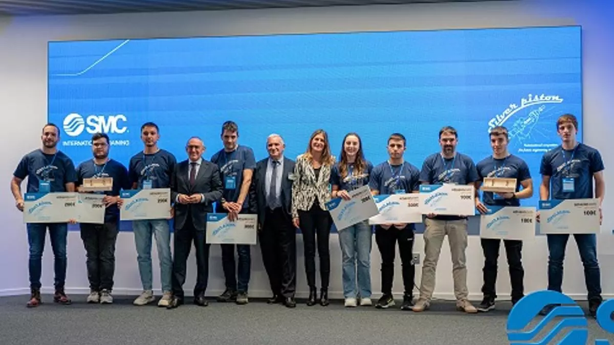 Un equipo del Colegio de San José de Málaga, subcampeón de los premios Silver Piston para FP en automatización industrial