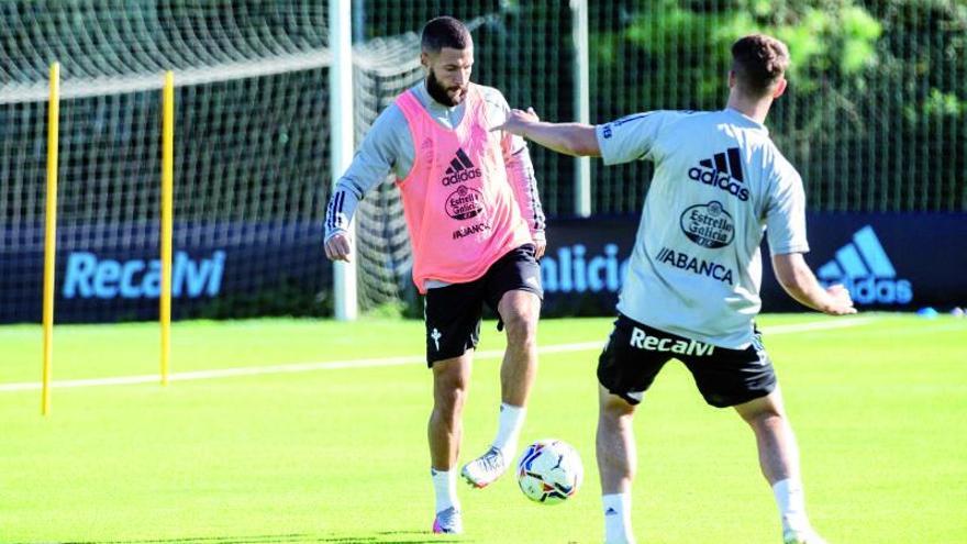 Juncà, durante un entrenamiento de pretemporada. |  // RC CELTA