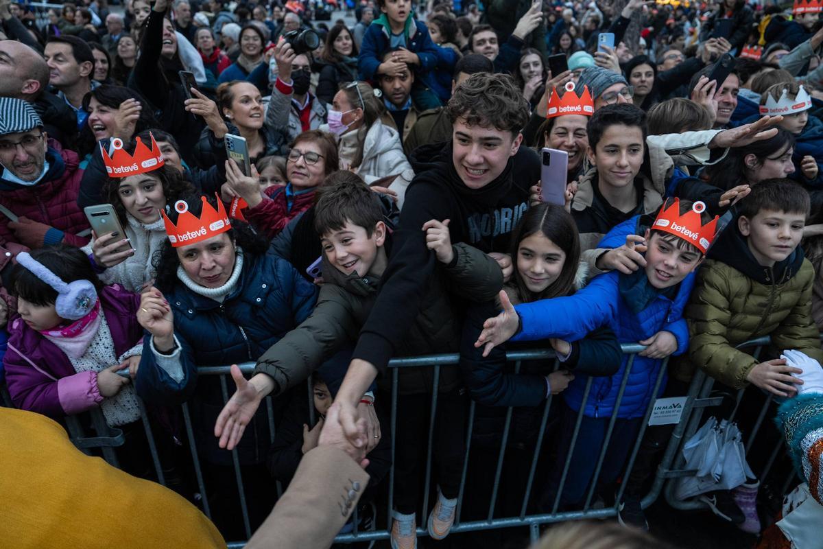 Cabalgata 2024: llegan los Reyes Magos al puerto de Barcelona