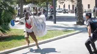 Gran redada contra la venta ilegal en s'Hort del Rei, en Palma