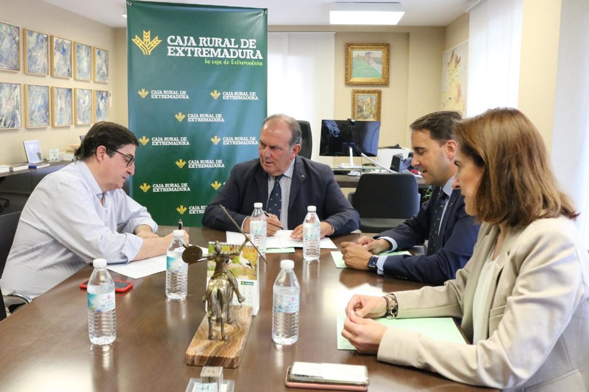 Encuentro con el presidente de Asaja Extremadura, Ángel García Blanco.