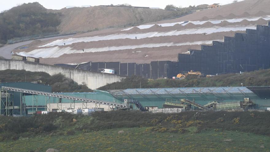 Fin al pleito de la basura al pagar Albada quince millones al Concello y a la comarca