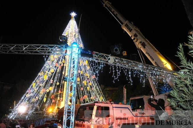 Encendido del Gran Árbol de Navidad de la Plaza Circular de Murcia