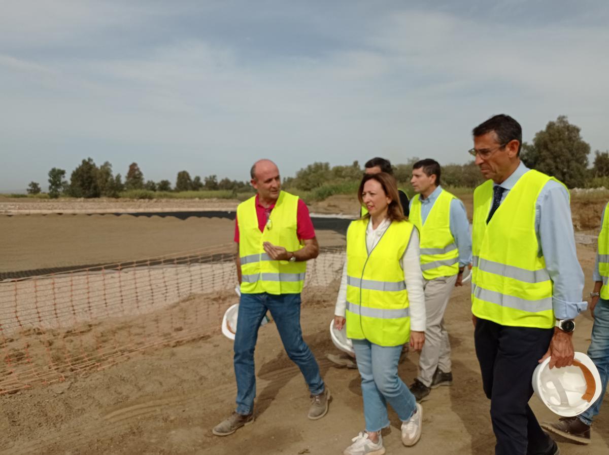 La Junta de Andalucía desarrolla estas obras entre el viaducto de la hiperronda de Málaga y el puente de la Azucarera.