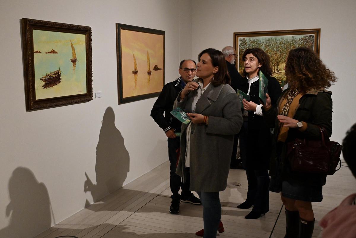 La inauguración de la exposición "José Benito Otero Baena. Un pintor sen pinceis"