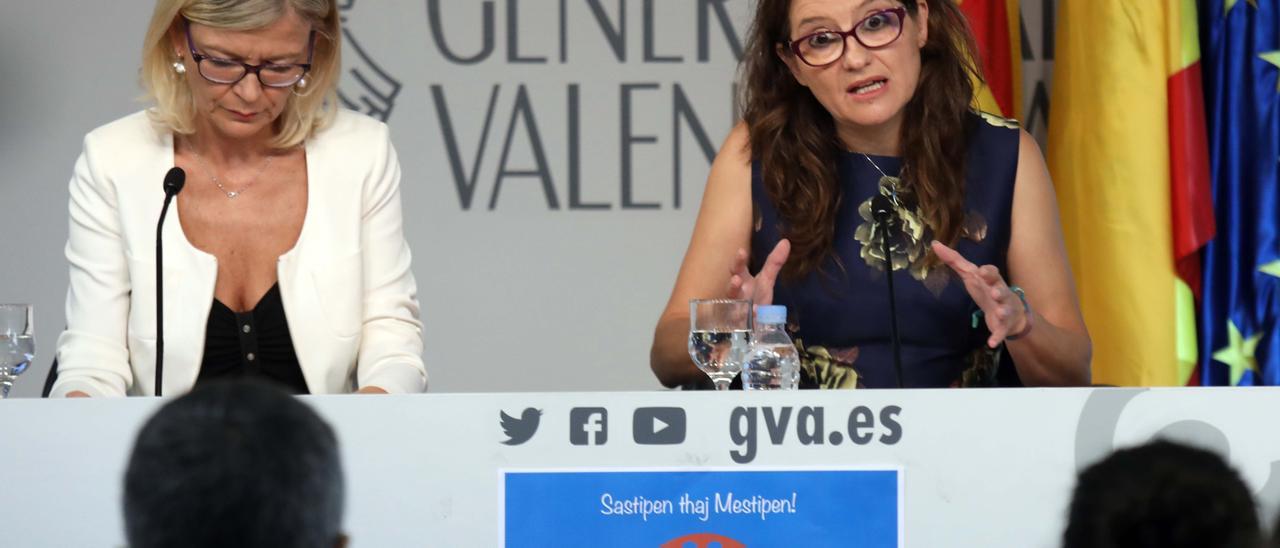 Gabriela Bravo y Mónica Oltra, en una comparecencia conjunta.