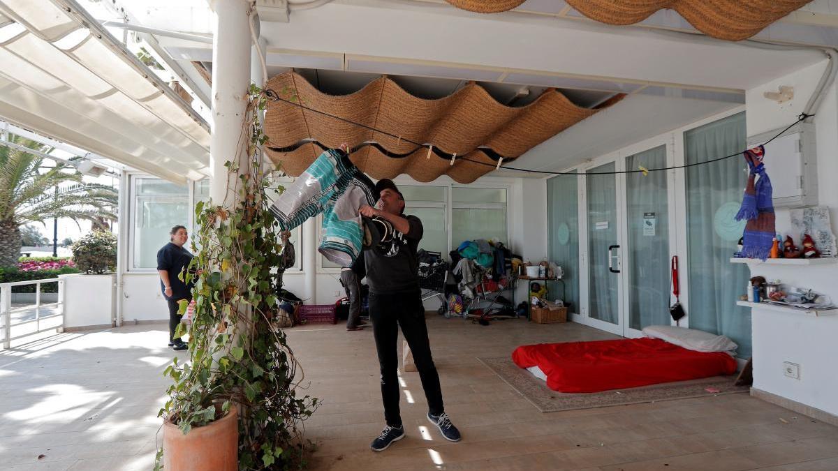 De restaurante de playa a hogar para sin techo