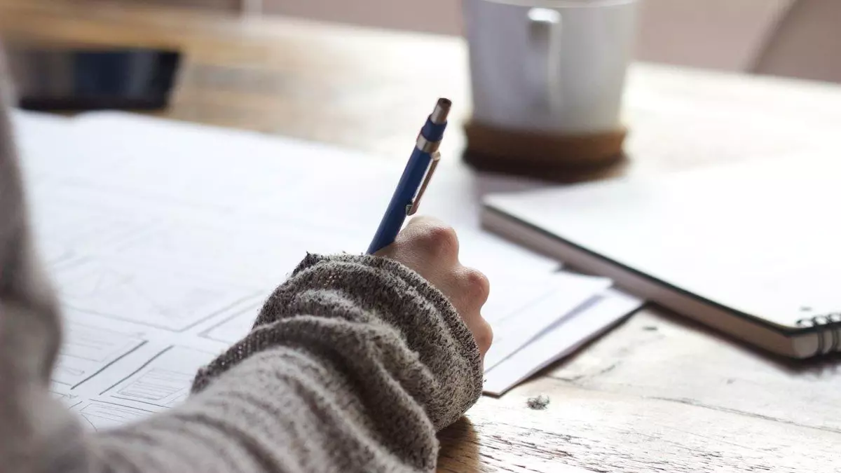 ¿Es mejor estudiar un máster o una segunda carrera?