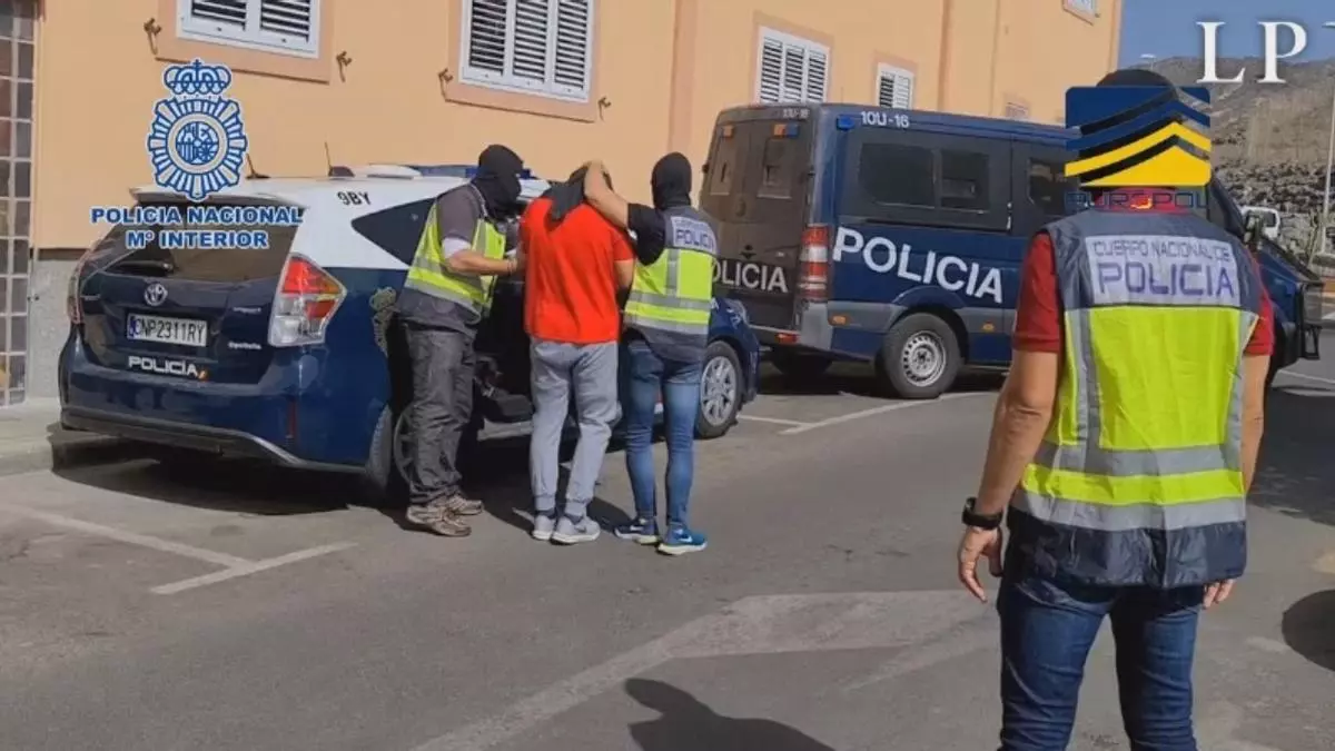Desmantelan una célula yihadista en Mogán que captaba mujeres para tener hijos muyahidines