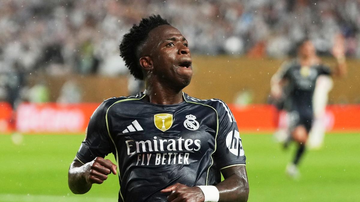 Vinicius celebra su gol ante el Salzburgo