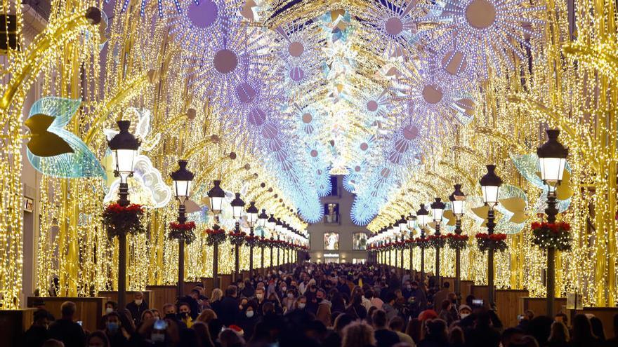 Imagen de las luces navideñas de calle Larios tomada el pasado viernes, día de su inauguración.