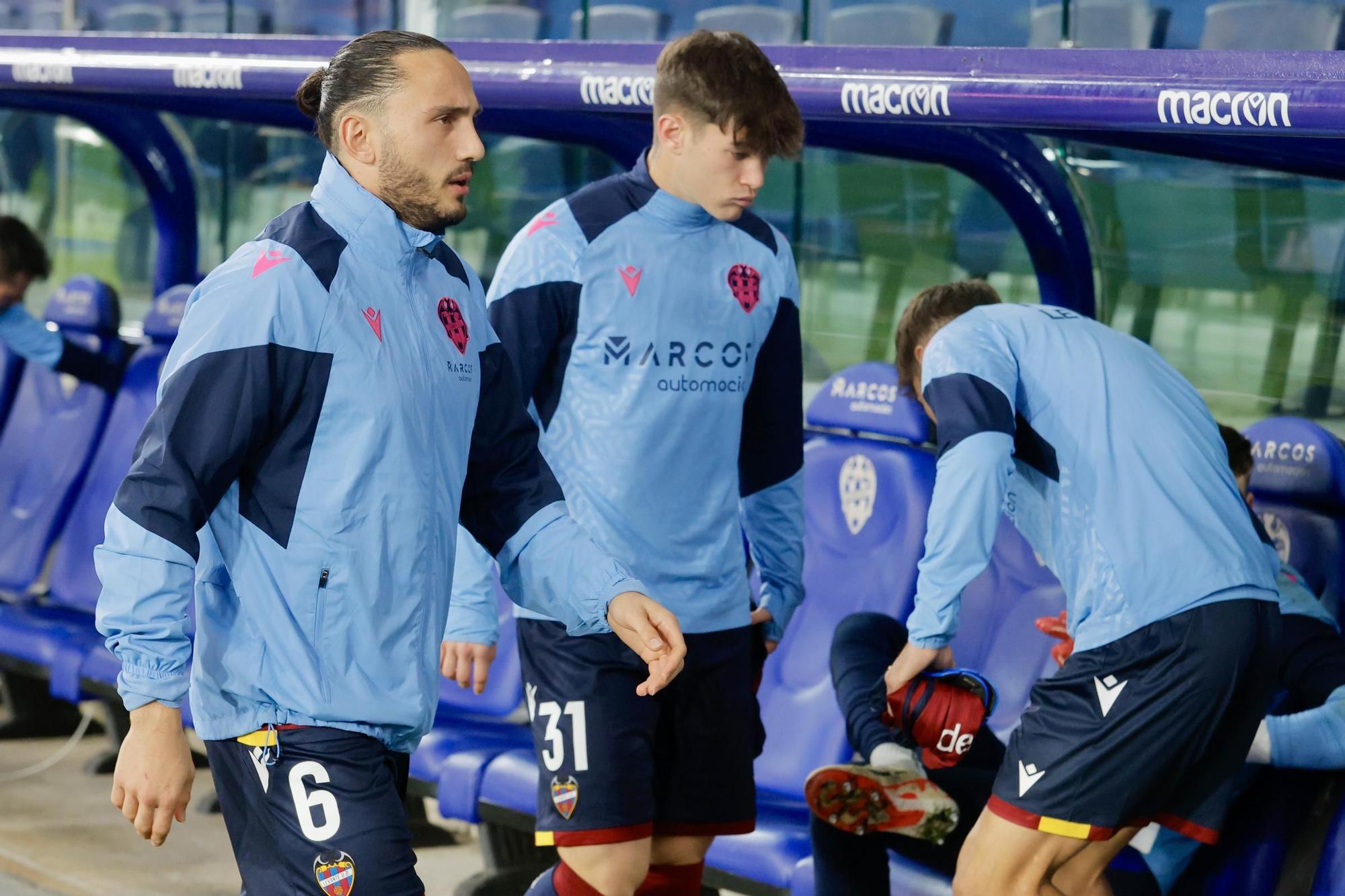 Partido de Copa del REy entre el Levante UD y el SD Amorebieta en imágenes