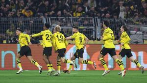 Resumen, goles y highlights del Borussia Dortmund 2 - 0 PSV de la vuelta de los octavos de final de la Champions