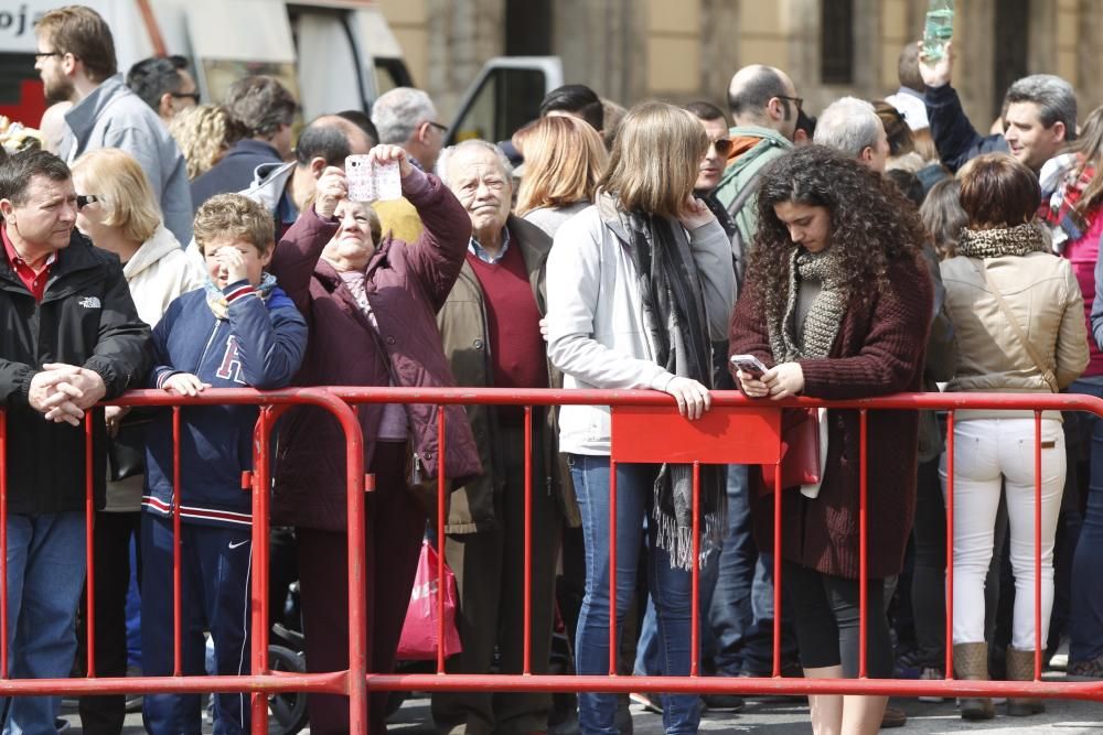 Búscate en la mascletà del 18 de marzo