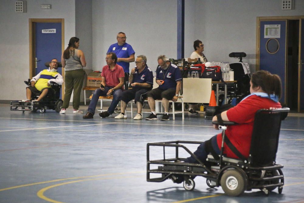 La Selección de Francia de «powerchair» se entrena en Callosa de Segura