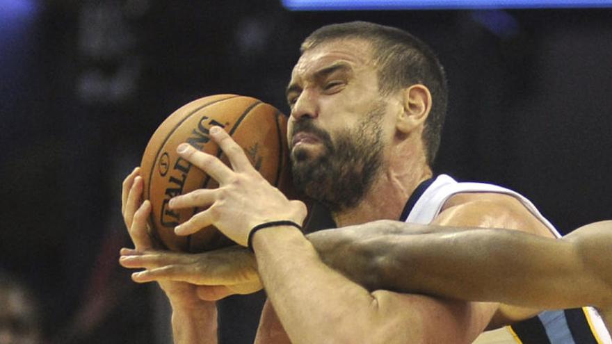 Marc Gasol lidera el triunfo de Memphis ante los Rockets