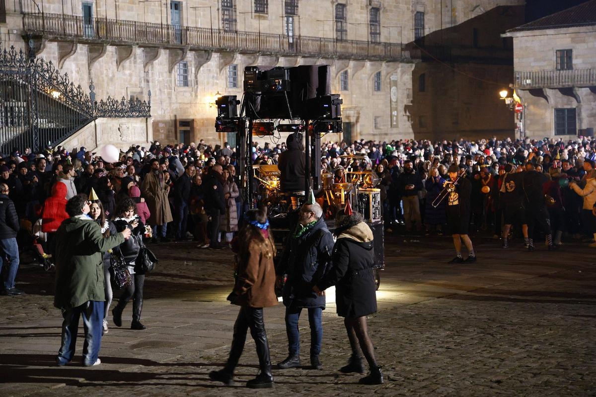 Santiago da la bienvenida al 2026 en el Obradoiro Santiago da la bienvenida al 2026 en el Obradoiro