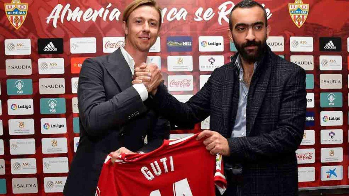 Guti podría ser destitutido del Almería
