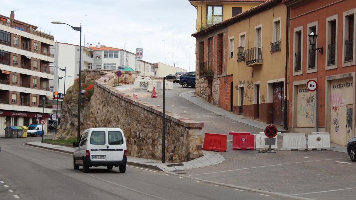 Aspecto de la Cuesta de San Esteban esta mañana.