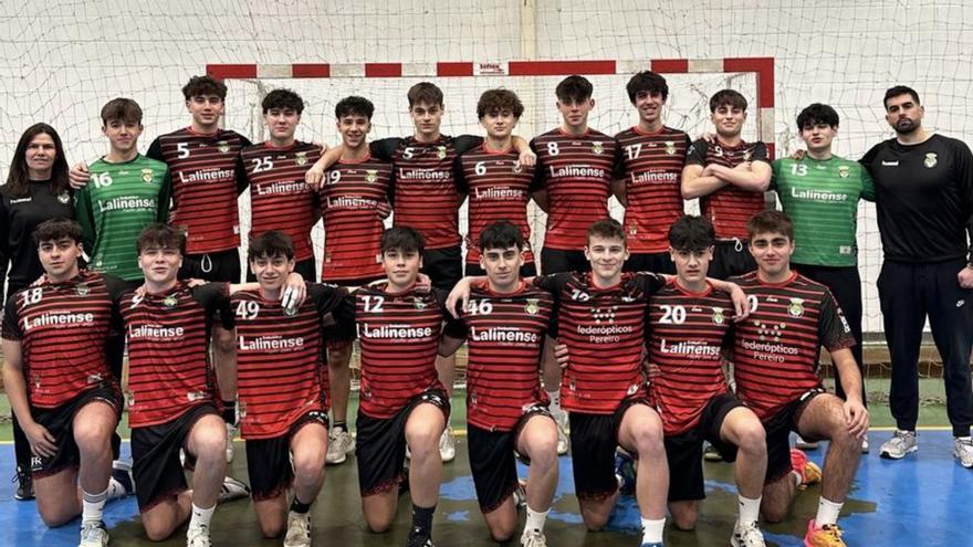 Formación del Embutidos Lalinense juvenil masculino.