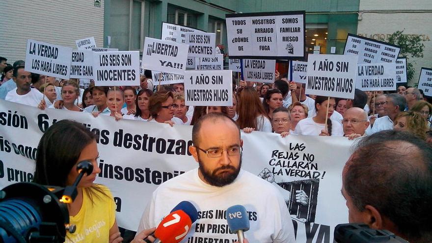 Manifestación de apoyo a los policías encarcelados