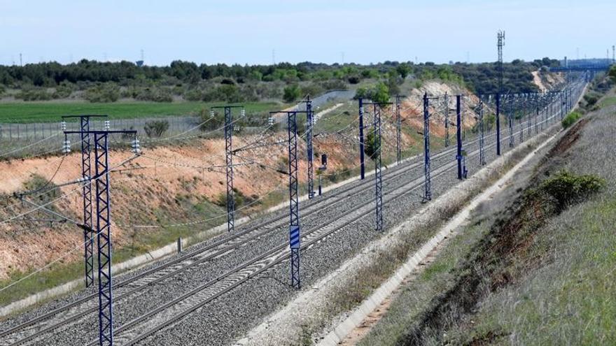 El Govern licita l'estudi de la primera fase de l'Eix Transversal Ferroviari entre Lleida i Girona