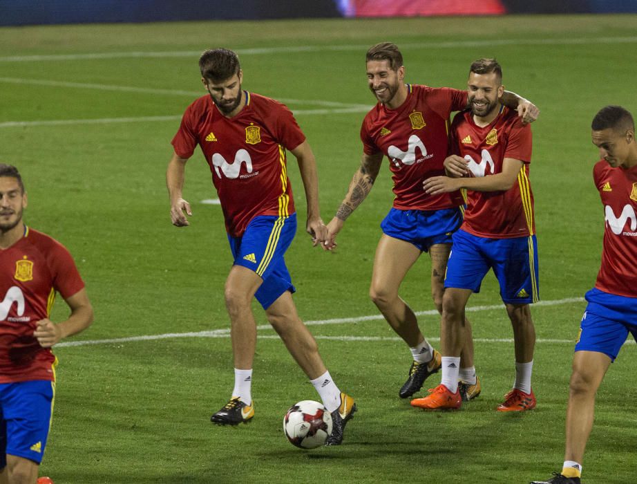 El entrenamiento de La Roja ayer en el Rico Pérez