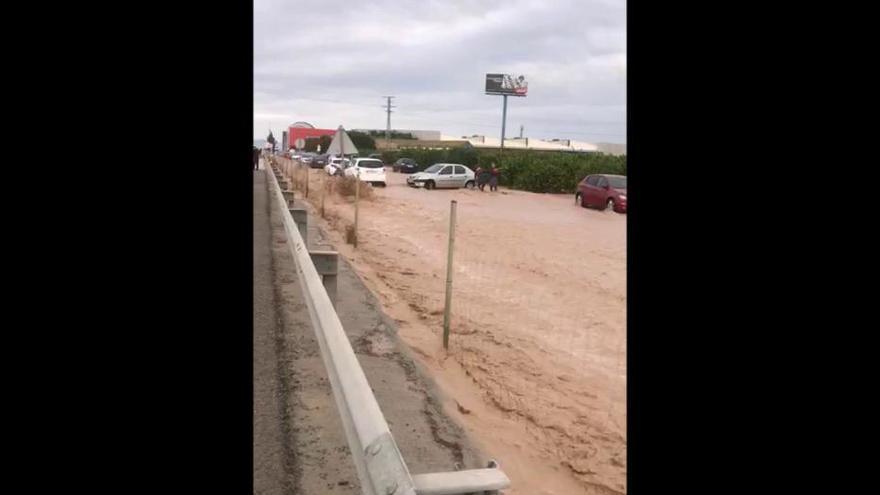 La RM-19, cortada por las lluvias