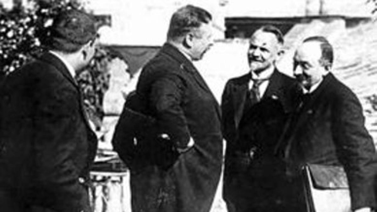 El canciller Joseph Wirth (centro) con la delegación soviética en Rapallo, 1922.