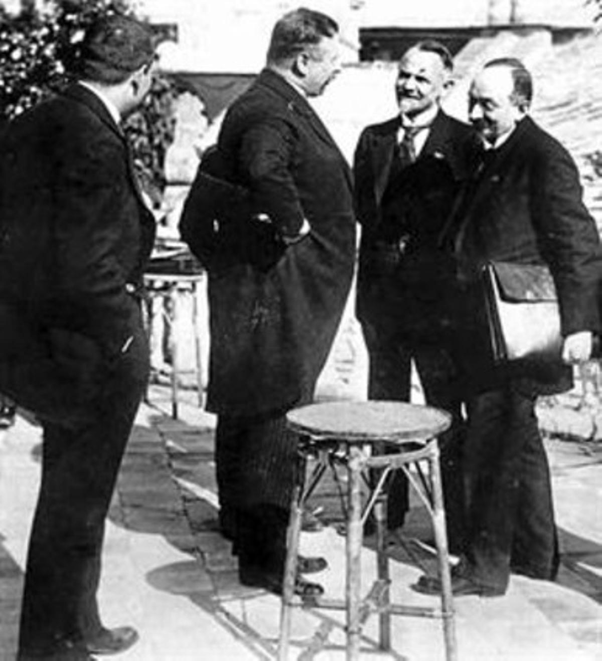 El canceller Joseph Wirth (centre) amb la delegació soviètica a Rapallo, 1922.