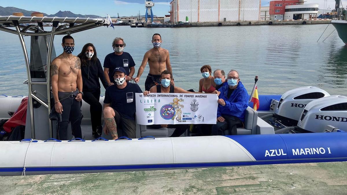 Limpieza submarina en el puerto de Castelló con el Club de Buceo Escorpa.